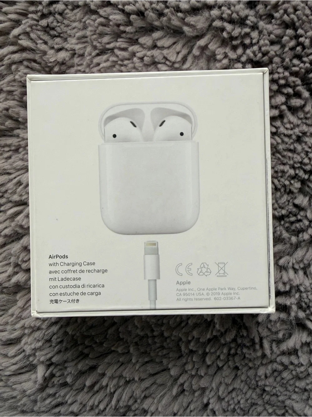 Apple White Wireless Earbuds with Charging Case and Box